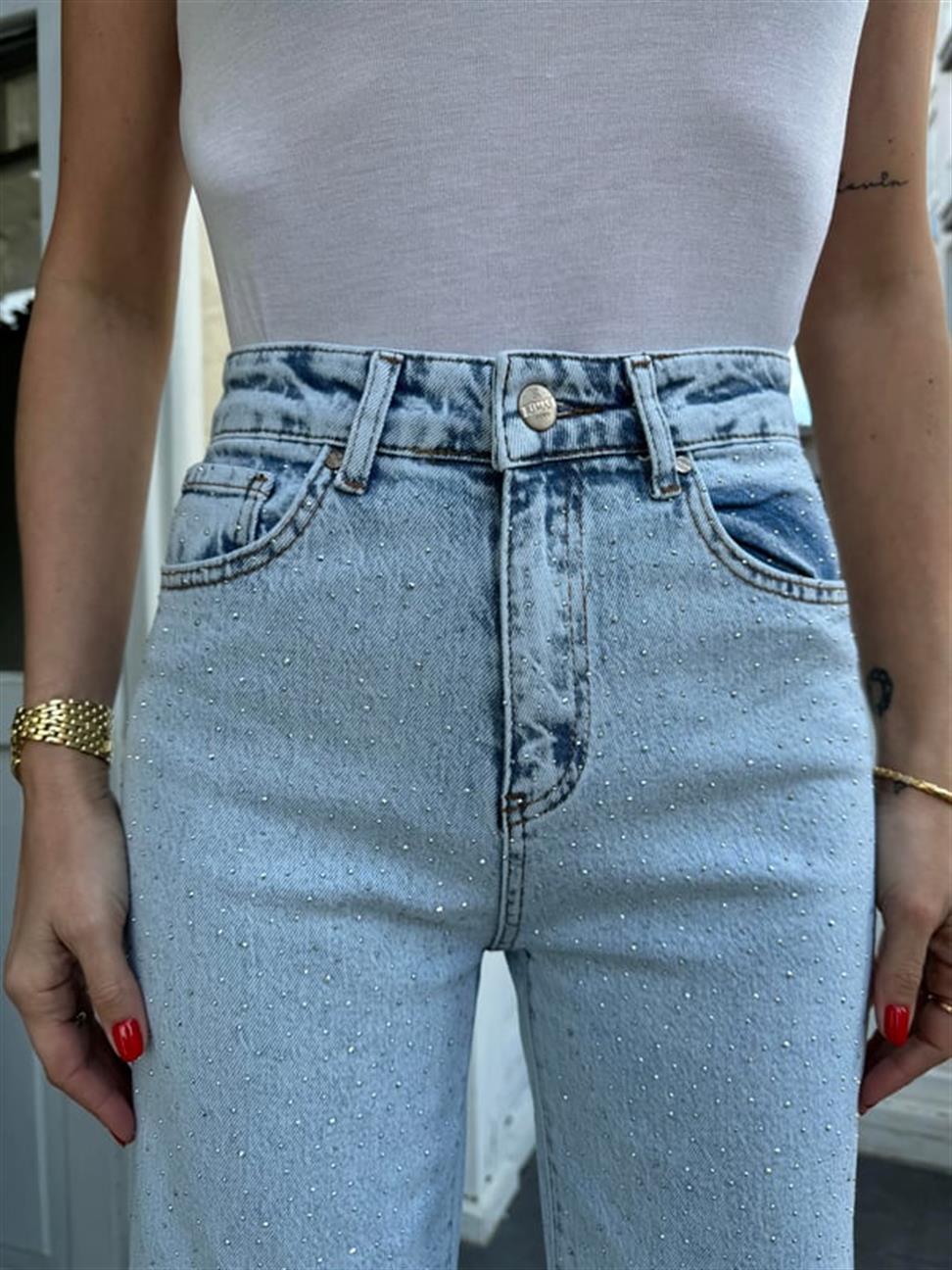 Açık Mavi Taşlı Kesik Paça Jean Pantolon