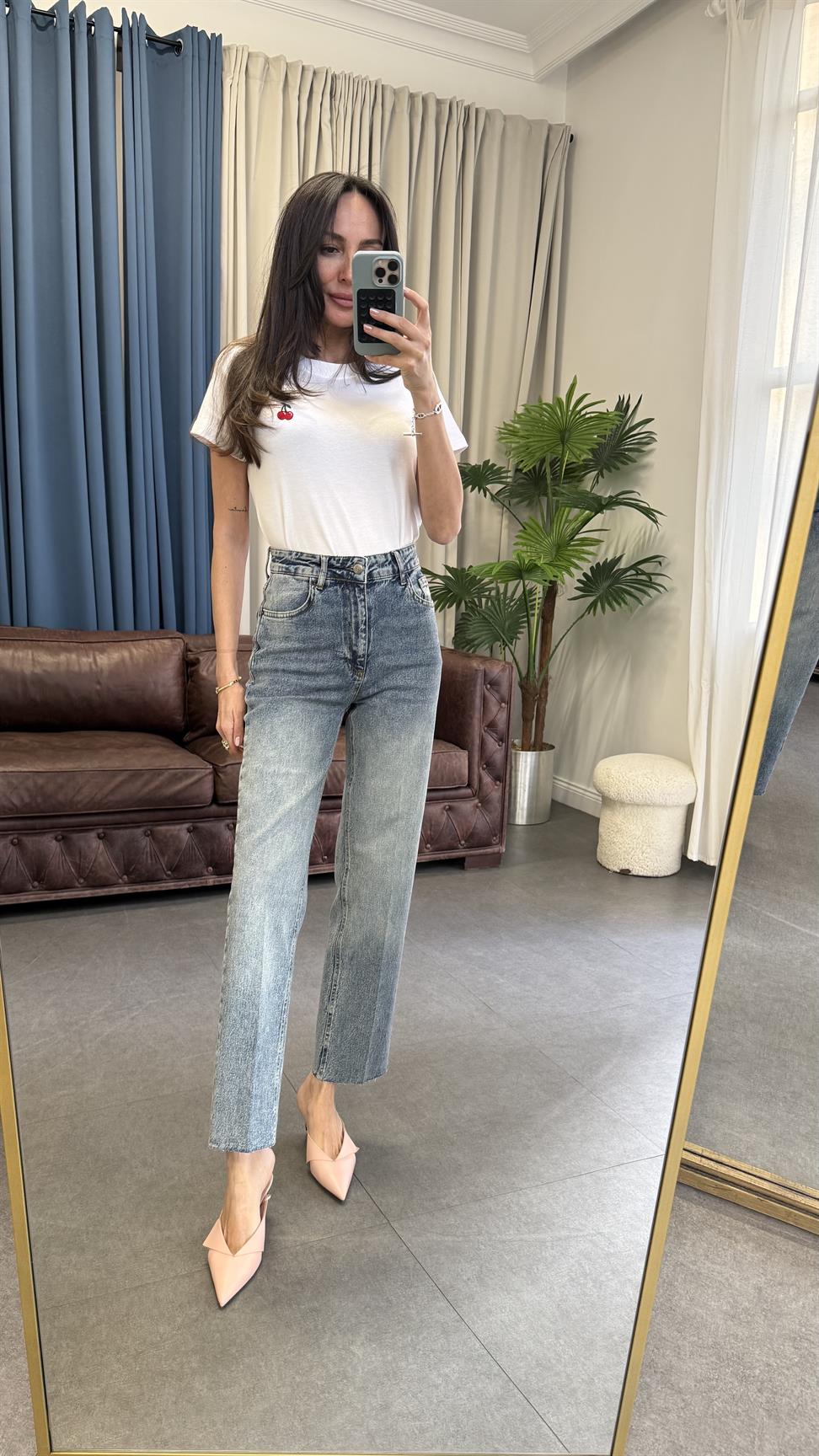 Açık Mavi Yıkamalı Düz Kesim Jean Pantolon