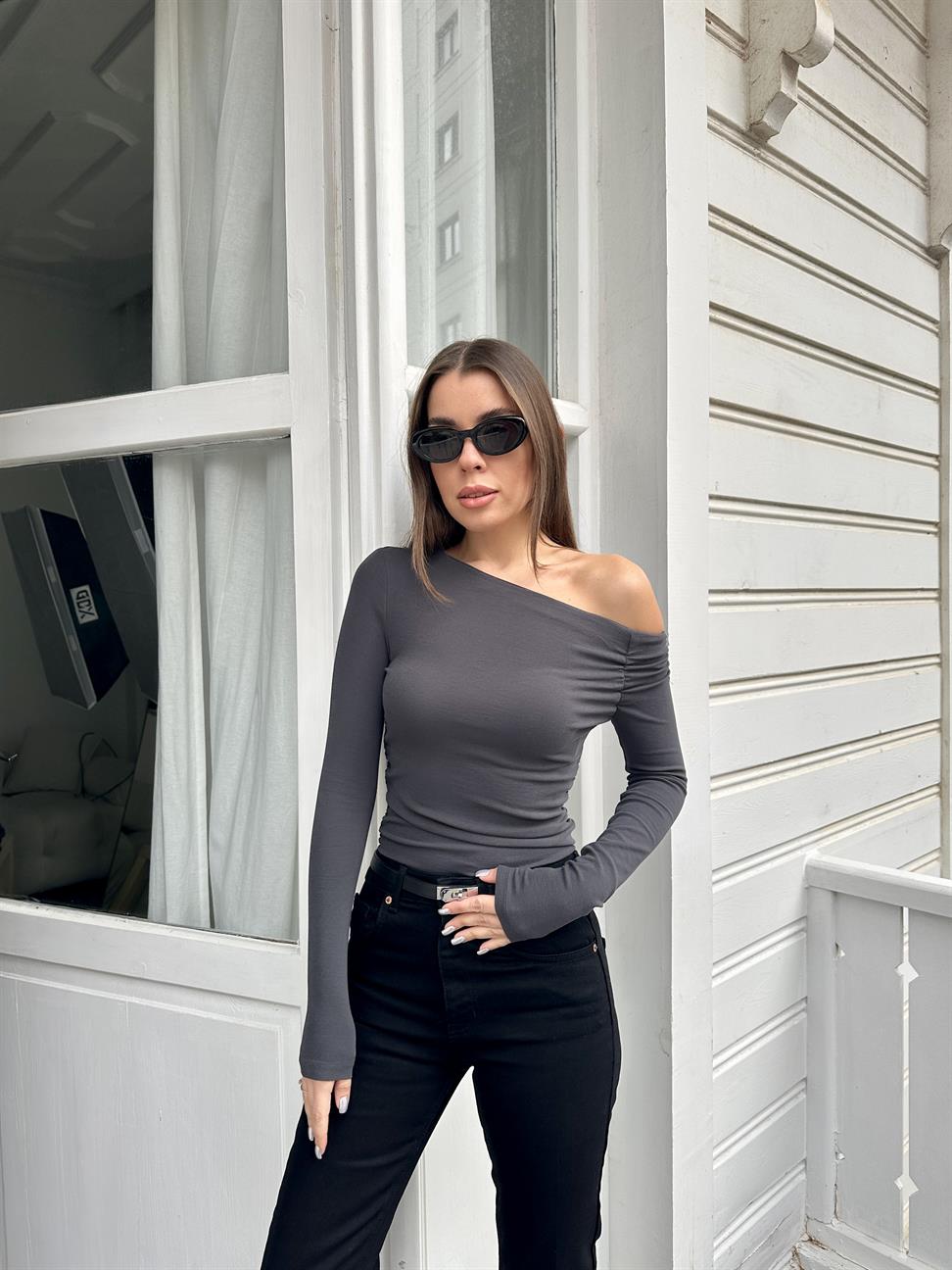 Antrasit Büzgülü Asimetrik Coton Bluz