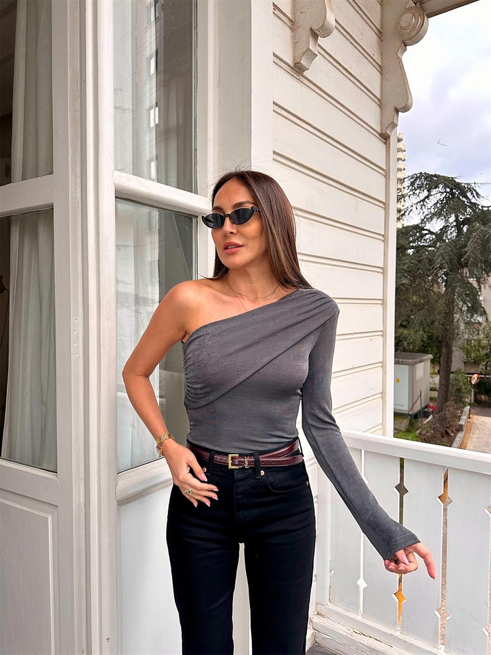 Antrasit Geniş Drape Tek Kol Bluz