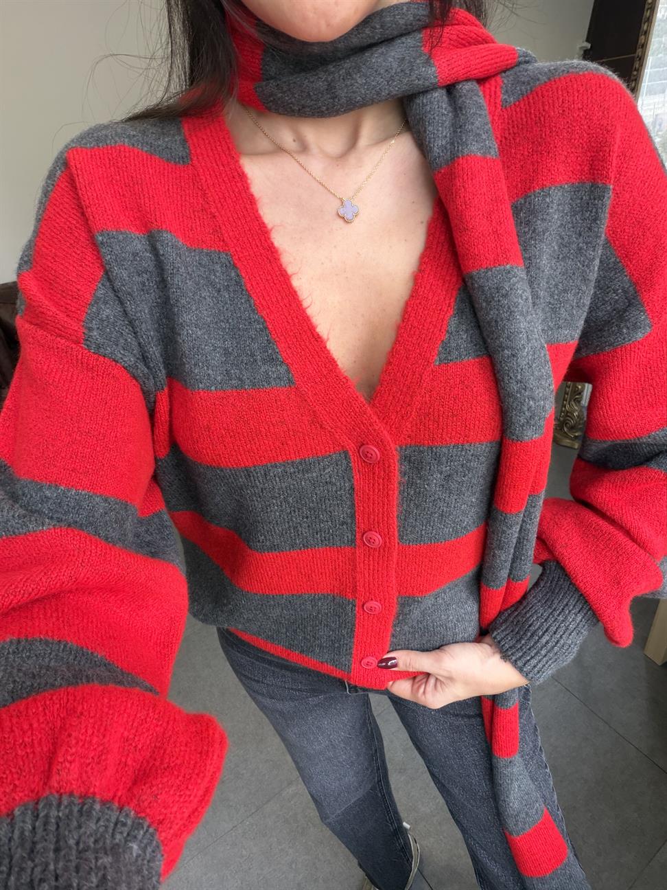 Antrasit-Kırmızı Atkılı Triko Hırka