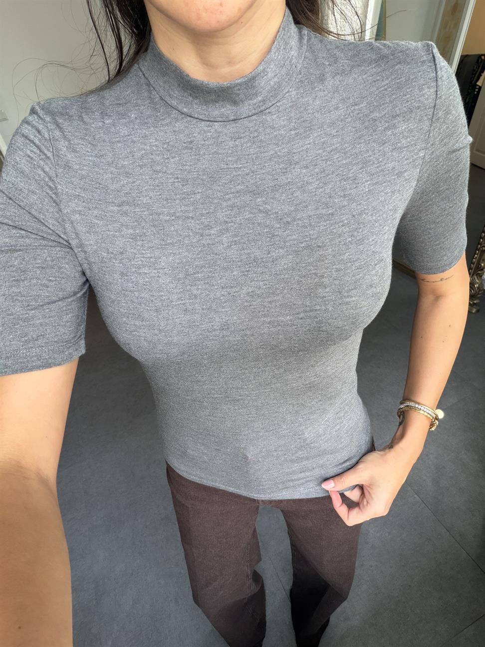 Antrasit Yüksek Yakalı Bluz