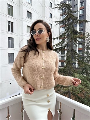 Bej Altın Renk Düğmeli Hırka