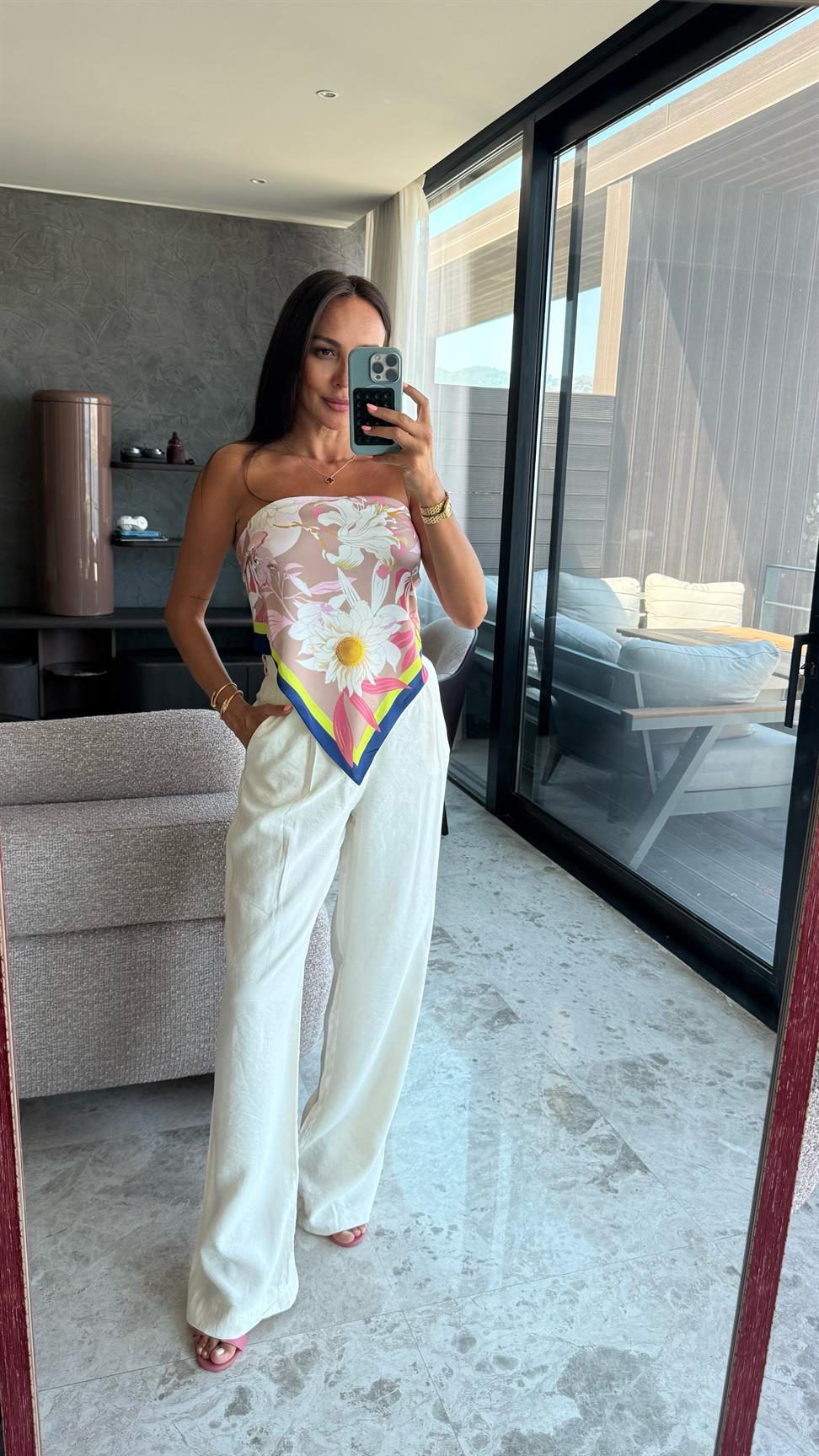 Bej Asimetrik Desenli Şal Bluz