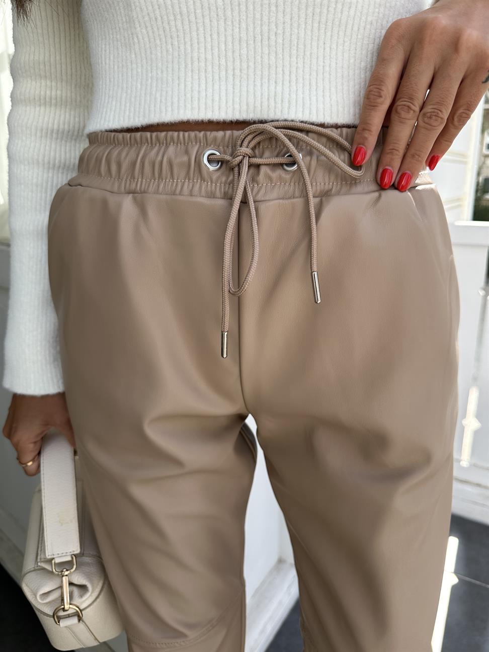 Bej Dizi Dikişli Bağcıklı ve Beli Lastikli Deri Pantolon