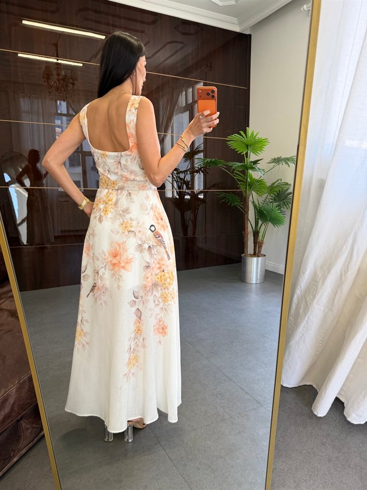 Bej Kare Yaka Kolsuz Düğmeli Elbise