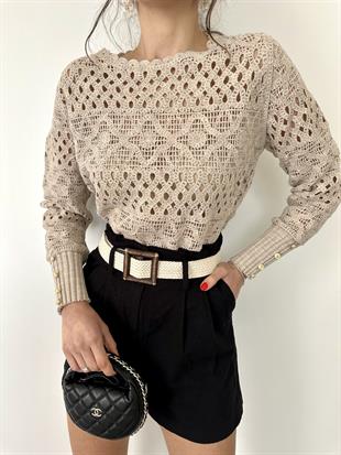 Bej Kolları Altın Renk Düğmeli Bluz