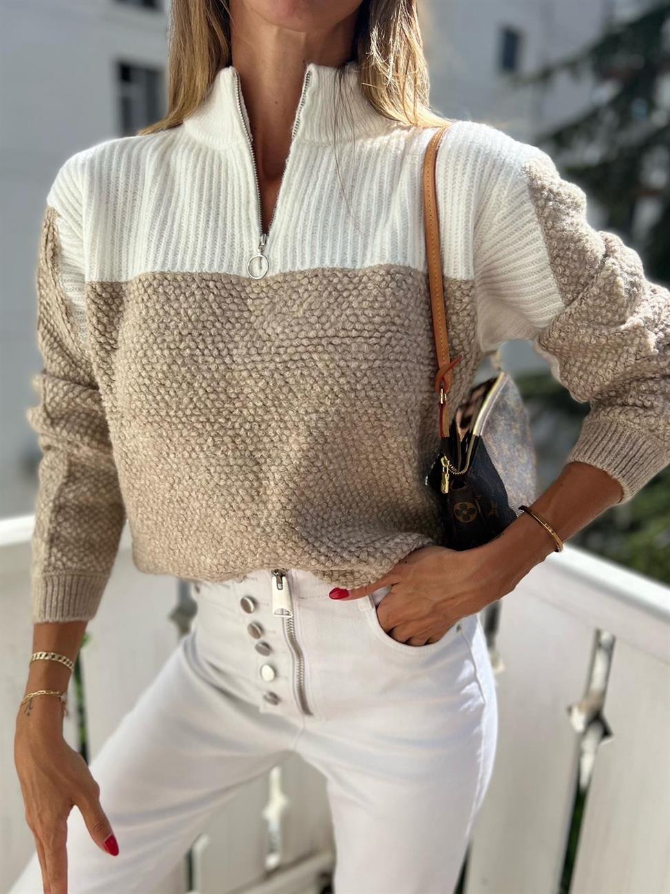 Bej-Krem Fermuarlı Kazak