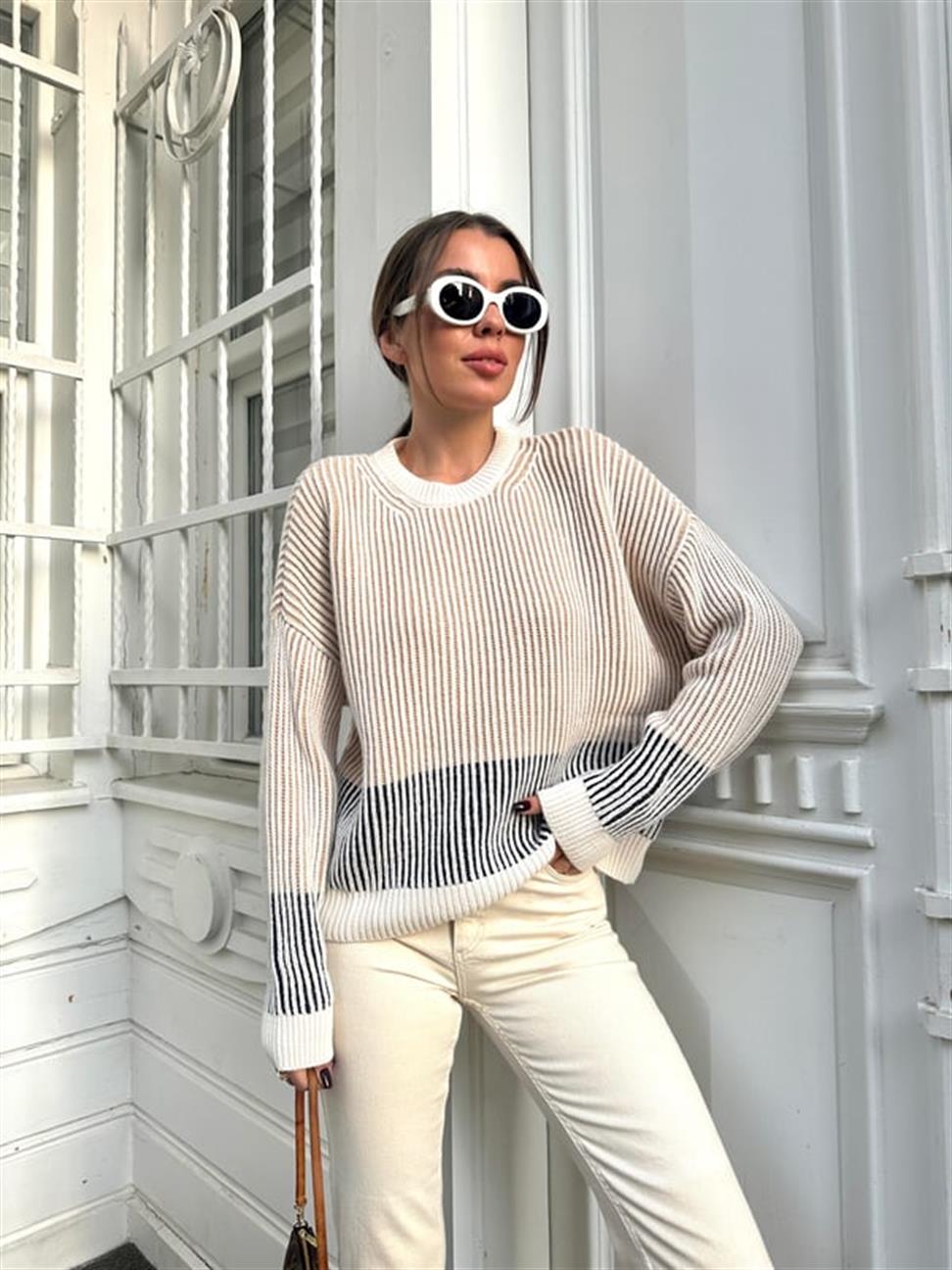 Bej-Lacivert Yakası Reglanlı Kazak