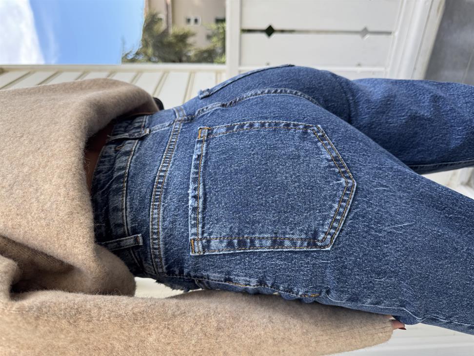 Bej Melanj V Yaka Yumuşak Dokulu Triko Kazak