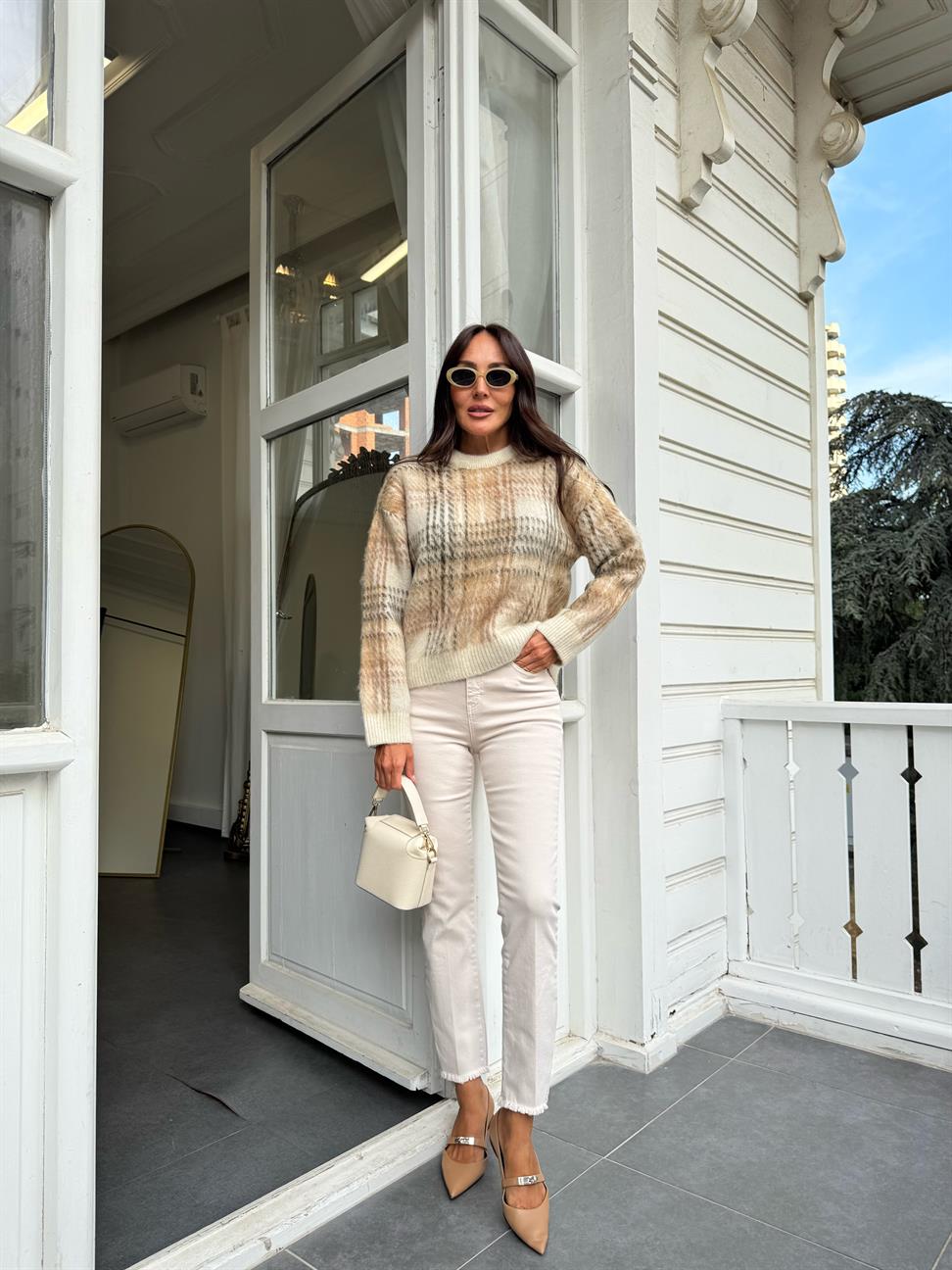 Bej Sakallı Ekoseli Kazak