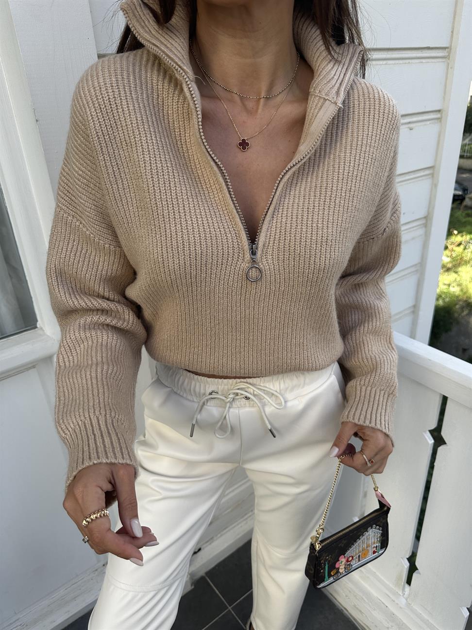 Bej Selanik Örgü Fermuarlı Kazak