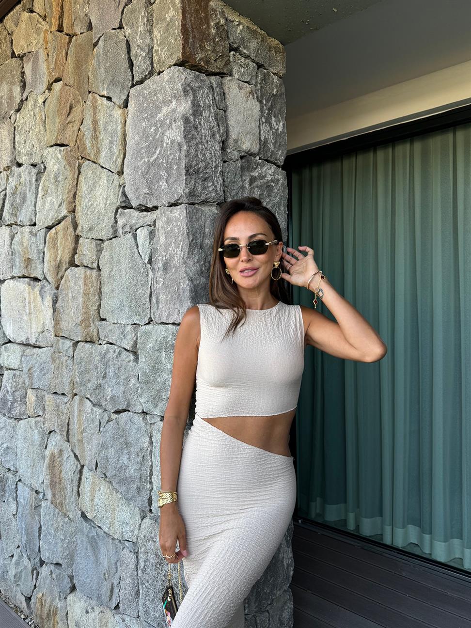 Bej Sıfır Kol Bel Detay Elbise 