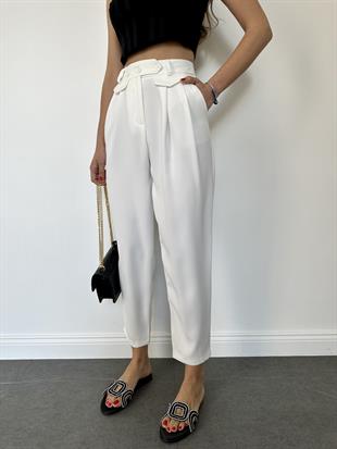 Beyaz Bol Paçalı Kumaş Pantolon