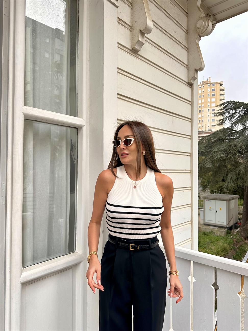 Beyaz Çizgili Çelik Örme Atlet