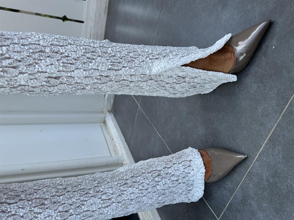 Beyaz Dantelli İspanyol Paça Tayt Pantolon