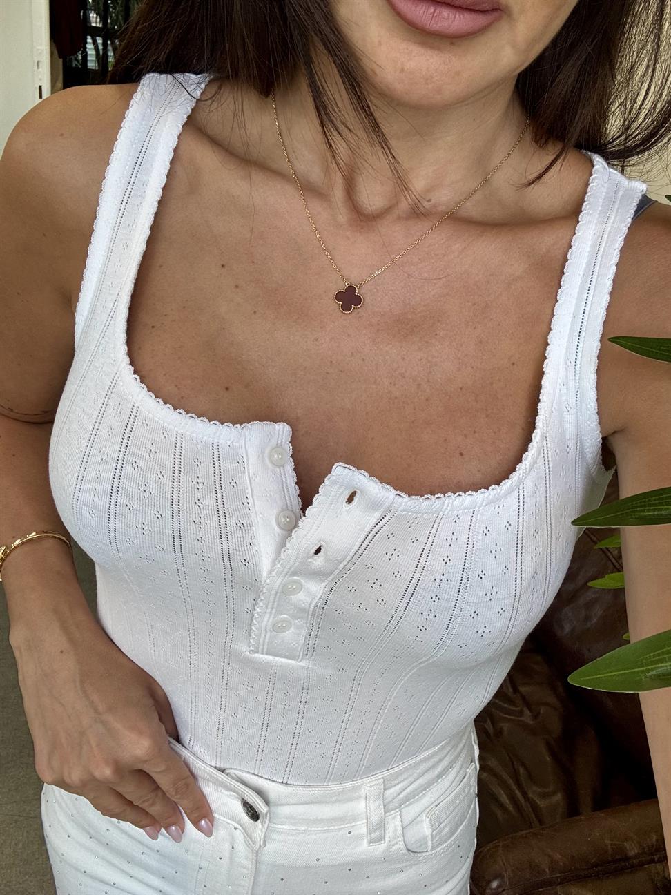 Beyaz Düğmeli Kare Yaka Bluz