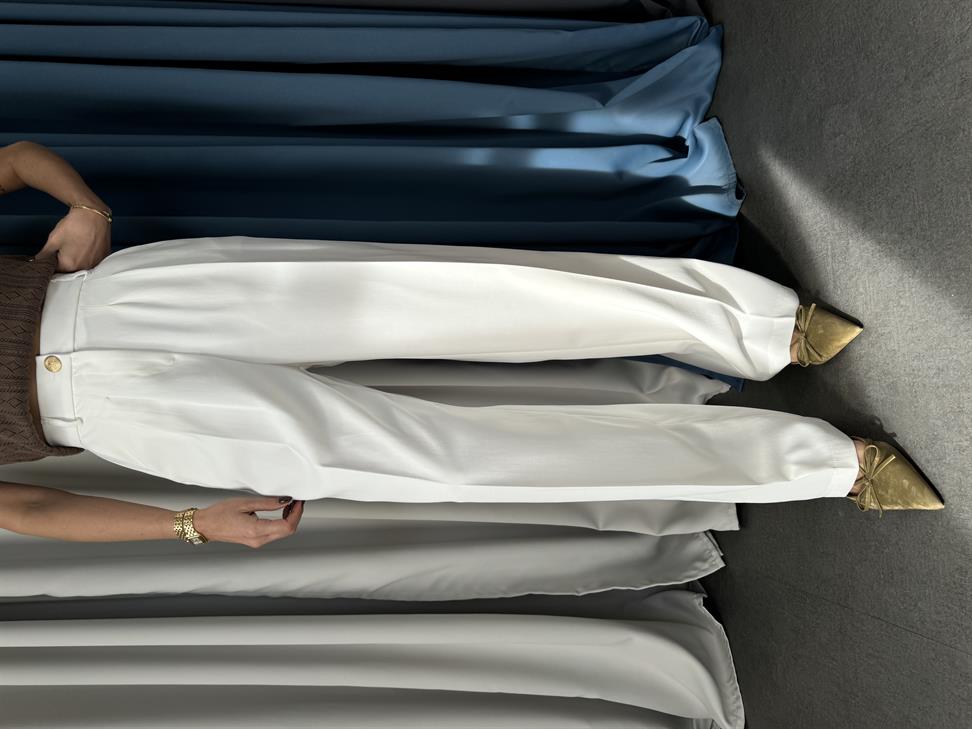 Beyaz Gold Düğmeli Beli Lastikli Palazzo Pantolon