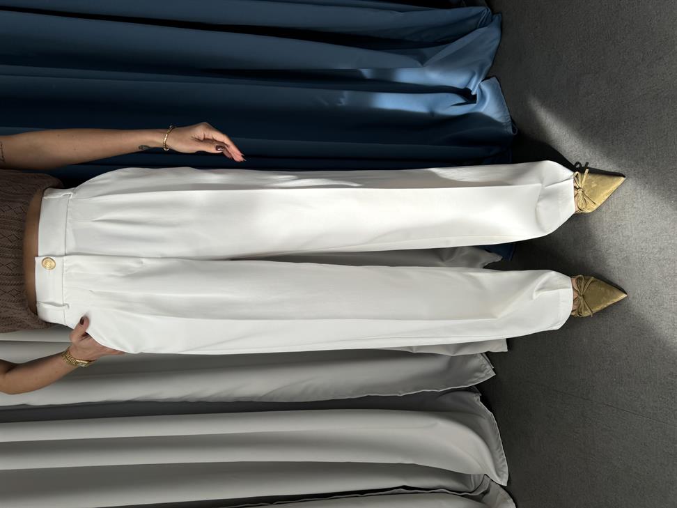 Beyaz Gold Düğmeli Beli Lastikli Palazzo Pantolon