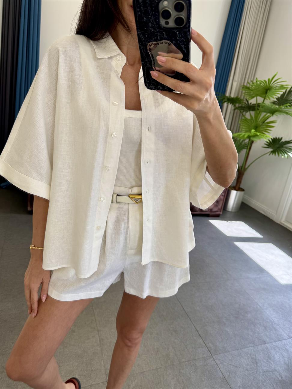 Beyaz Hasır Kemerli Gömlek Şort Takım