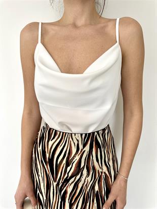 Beyaz İp Askılı Degaje Yaka Bluz