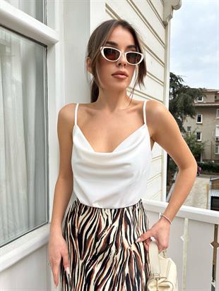 Beyaz İp Askılı Degaje Yaka Bluz