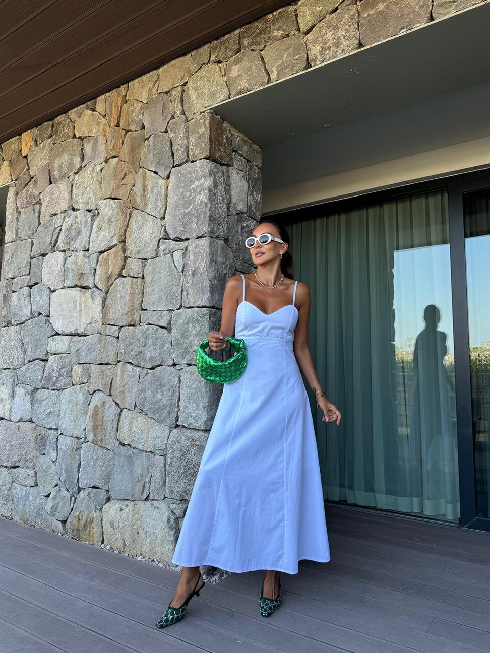 Beyaz İp Askılı Volanlı  Uzun Elbise