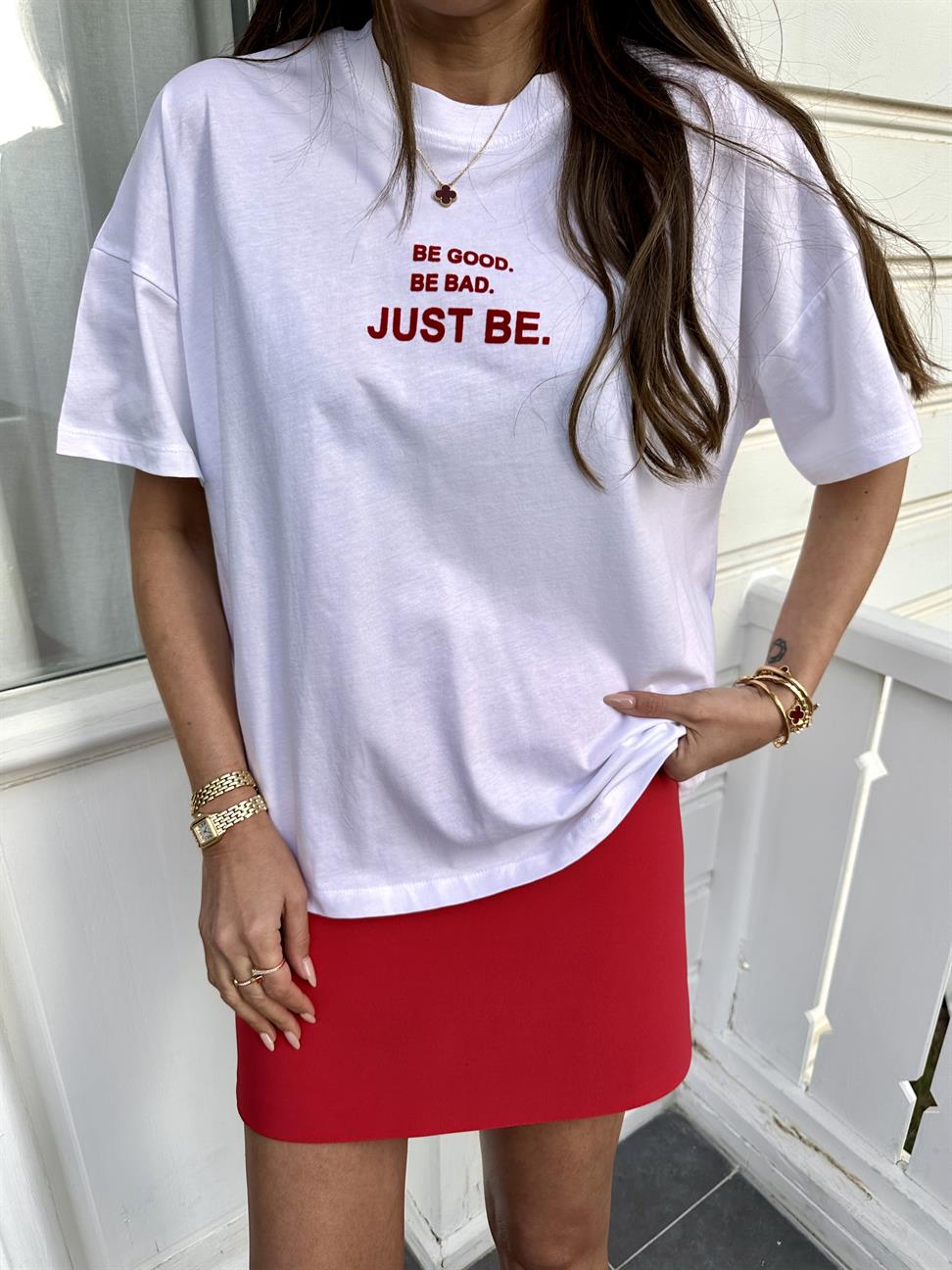 Beyaz Just Be Tshirt