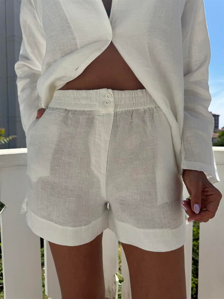 Beyaz Keten Şortlu Takım
