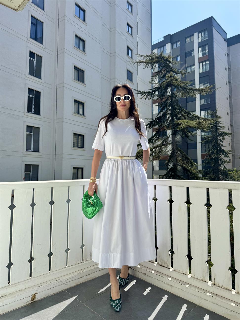 Beyaz Kısa Kollu Poplin Midi Elbise