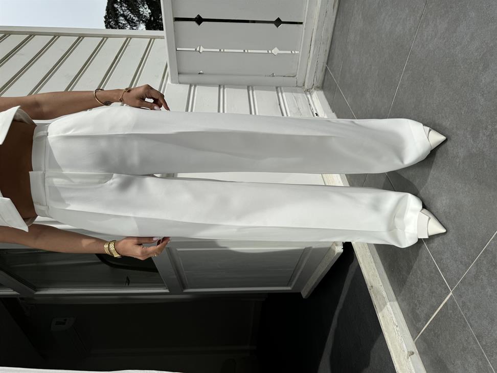 Beyaz Kısa Yelekli Palazzo Takım