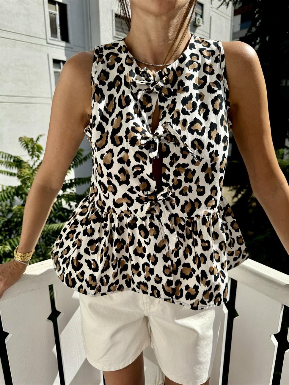 Beyaz Leopar Fiyonklu Bluz