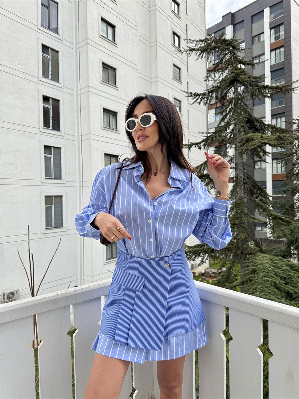 Beyaz-Mavi Çizgili Etekli Gömlek Elbise