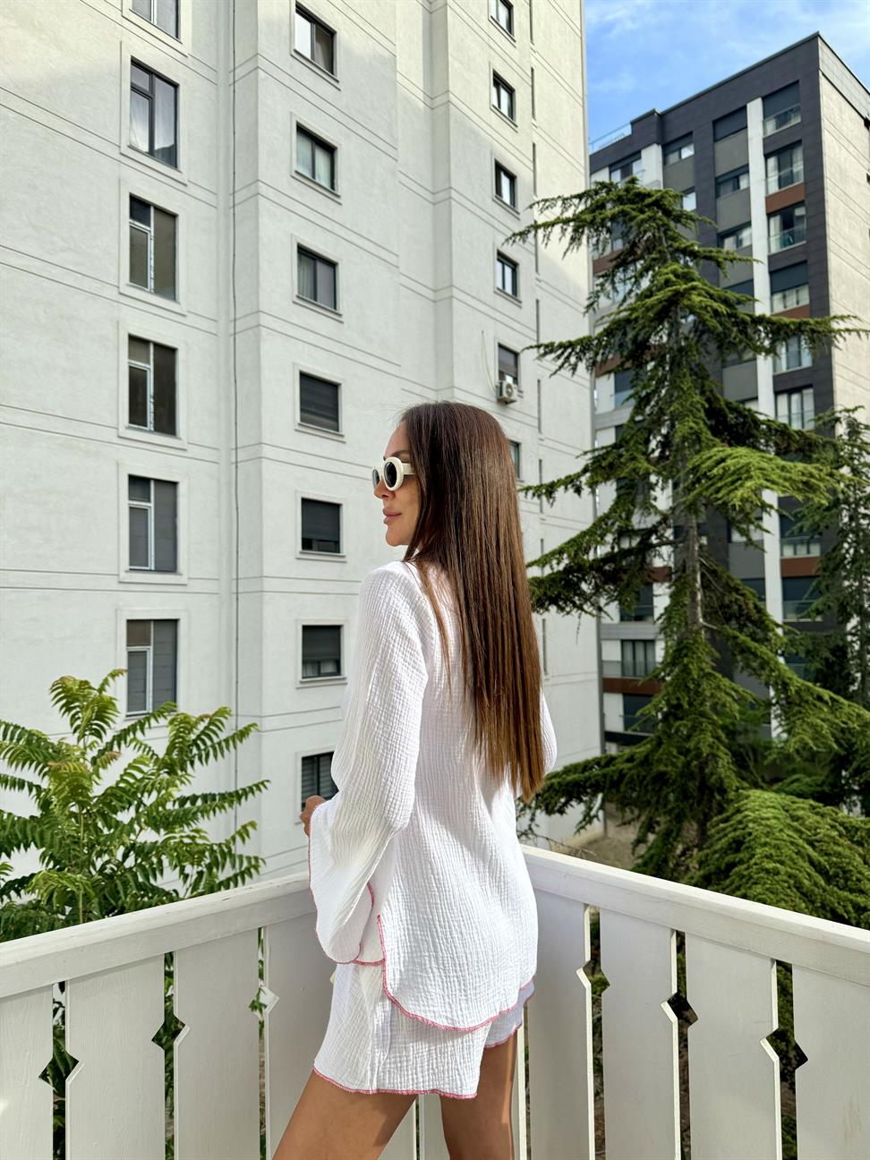 Beyaz Müslin Biyeli Şort Takım