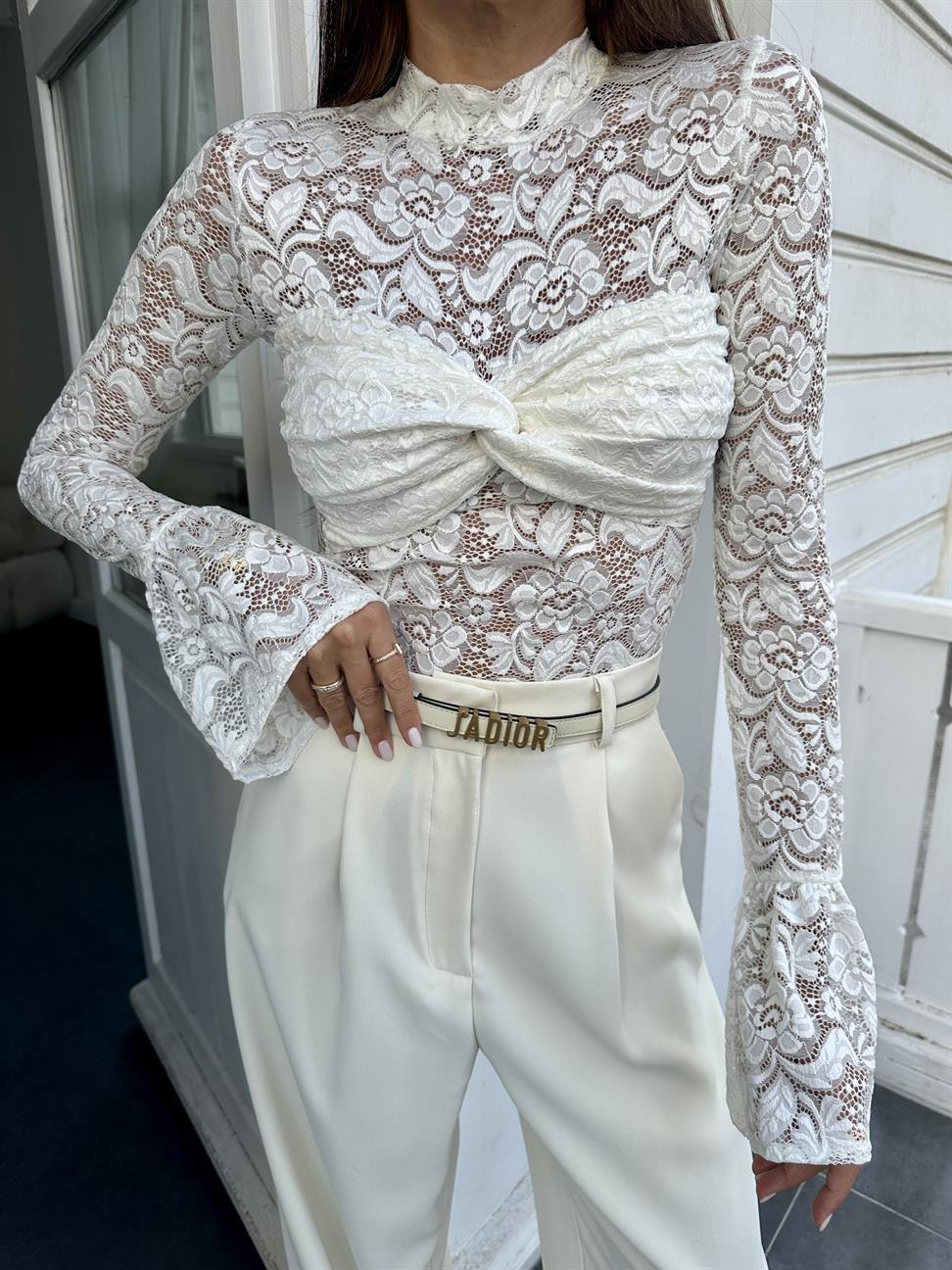Beyaz Özel Tasarım Dantel Bluz