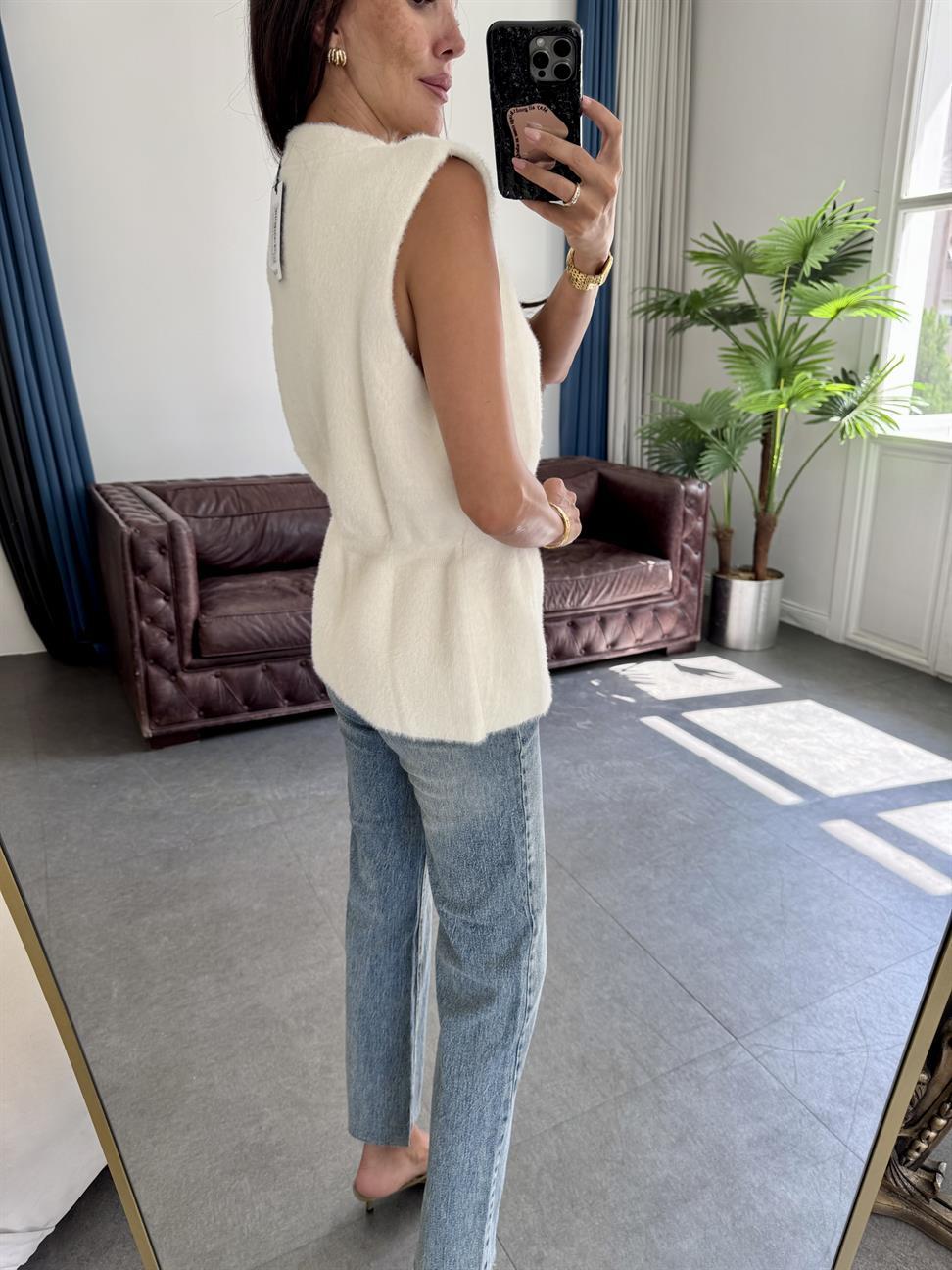 Beyaz Sakallı Kumaş Yelek