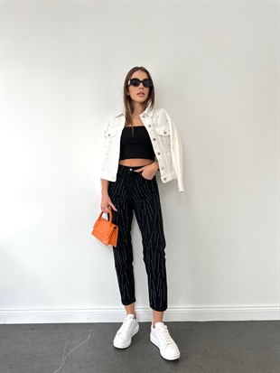 Beyaz Taşlı Jean Ceket