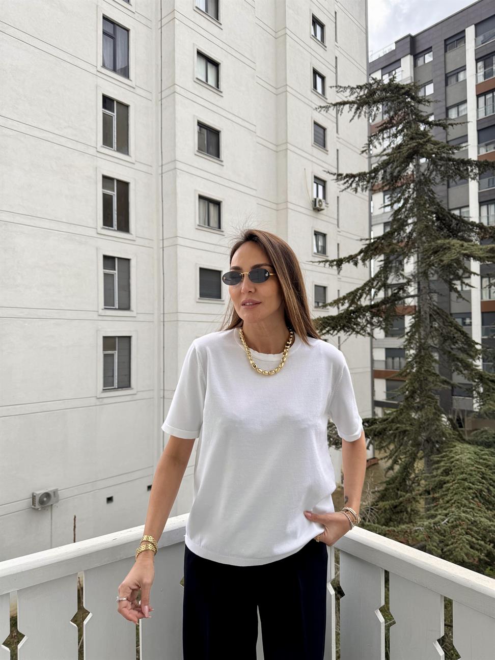 Beyaz Vaniza Örgü Triko