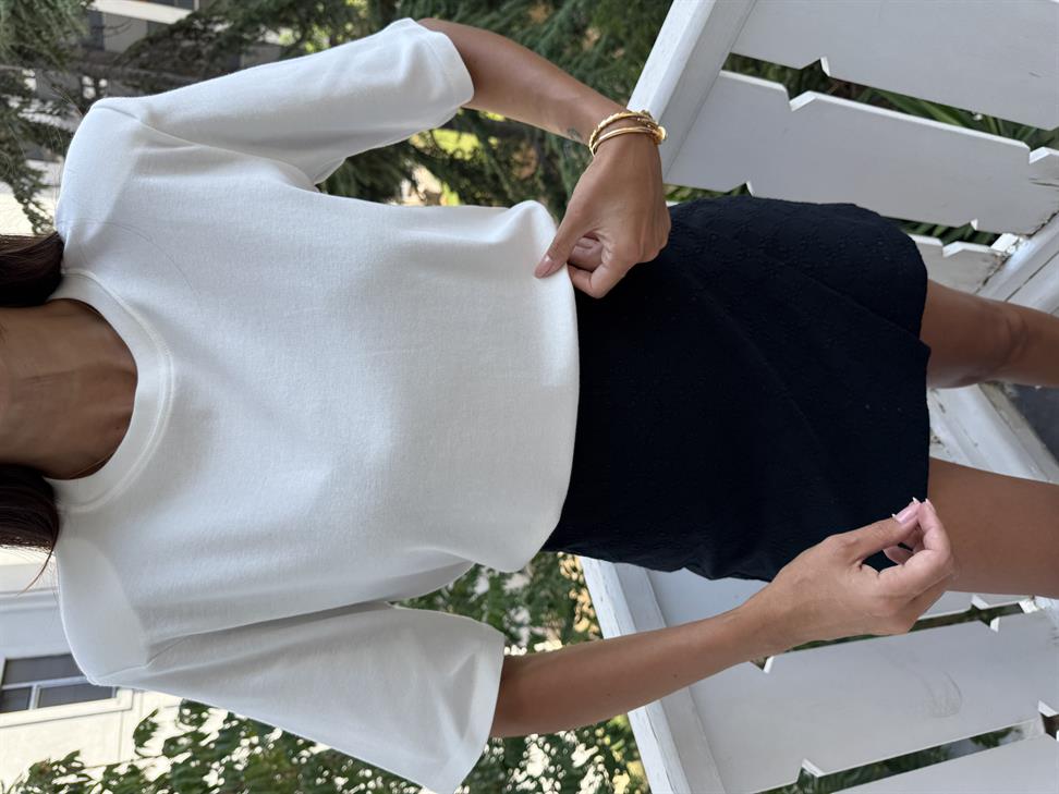 Beyaz Vatkalı Basic Tişört