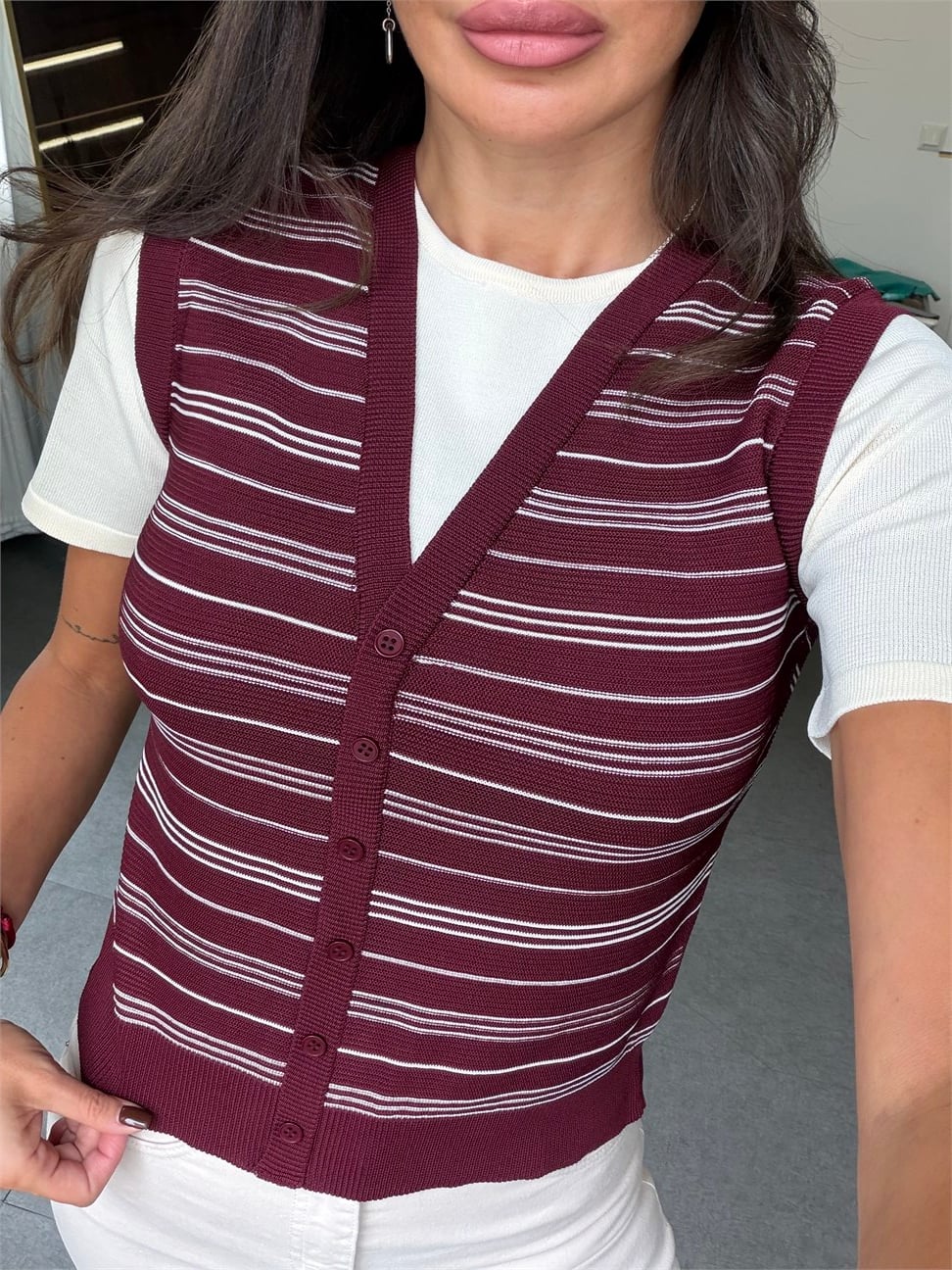 Bordo Çizgili Yelek Görünümlü Triko Bluz