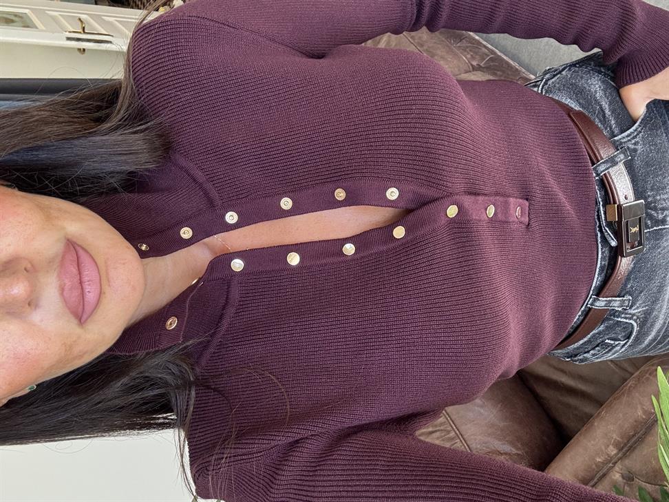 Bordo Dik Yaka Çıtçıtlı Triko Kazak