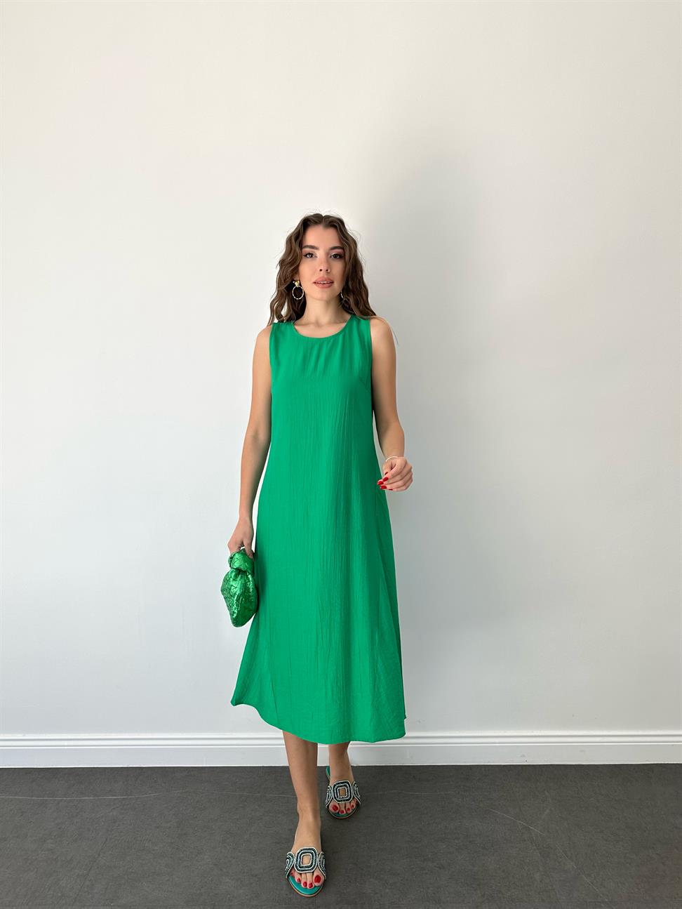 Çimen Yeşili Kolsuz Uzun Elbise