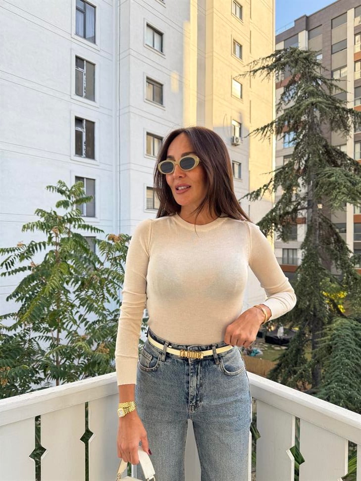 Ekru Basic Bisiklet Yaka Triko