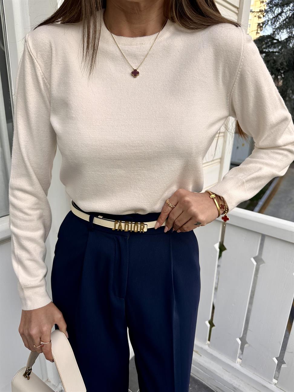 Ekru Bisiklet Yaka Basic Triko