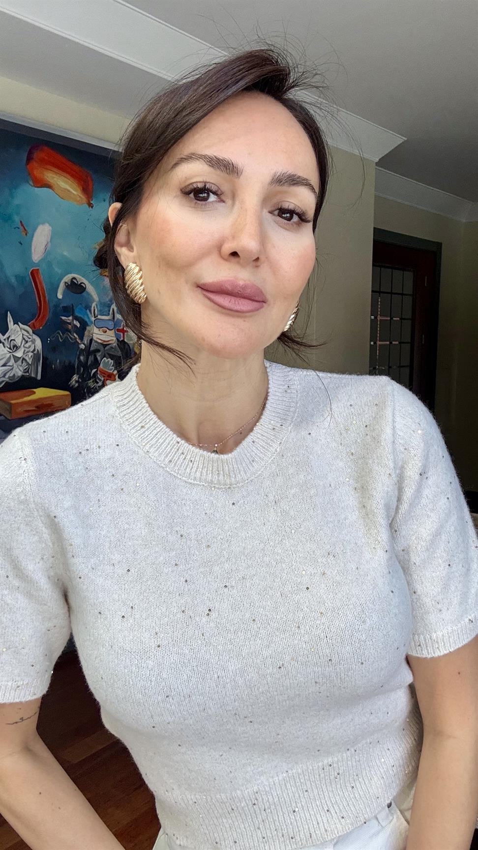 Ekru Bisiklet Yaka Pullu Simli Triko Kazak