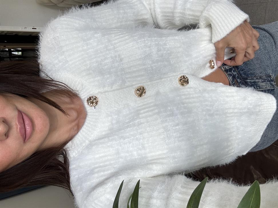 Ekru Bisiklet Yaka Yumuşak Dokulu Düğmeli Triko Hırka