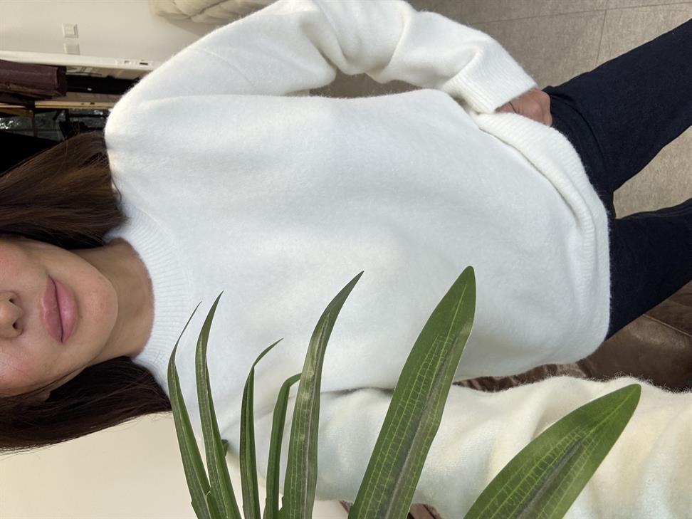 Ekru Bisiklet Yaka Yumuşak Dokulu Triko Kazak