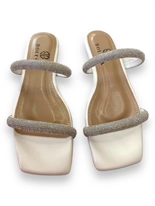 Ekru Çift Bantlı Taşlı Terlik