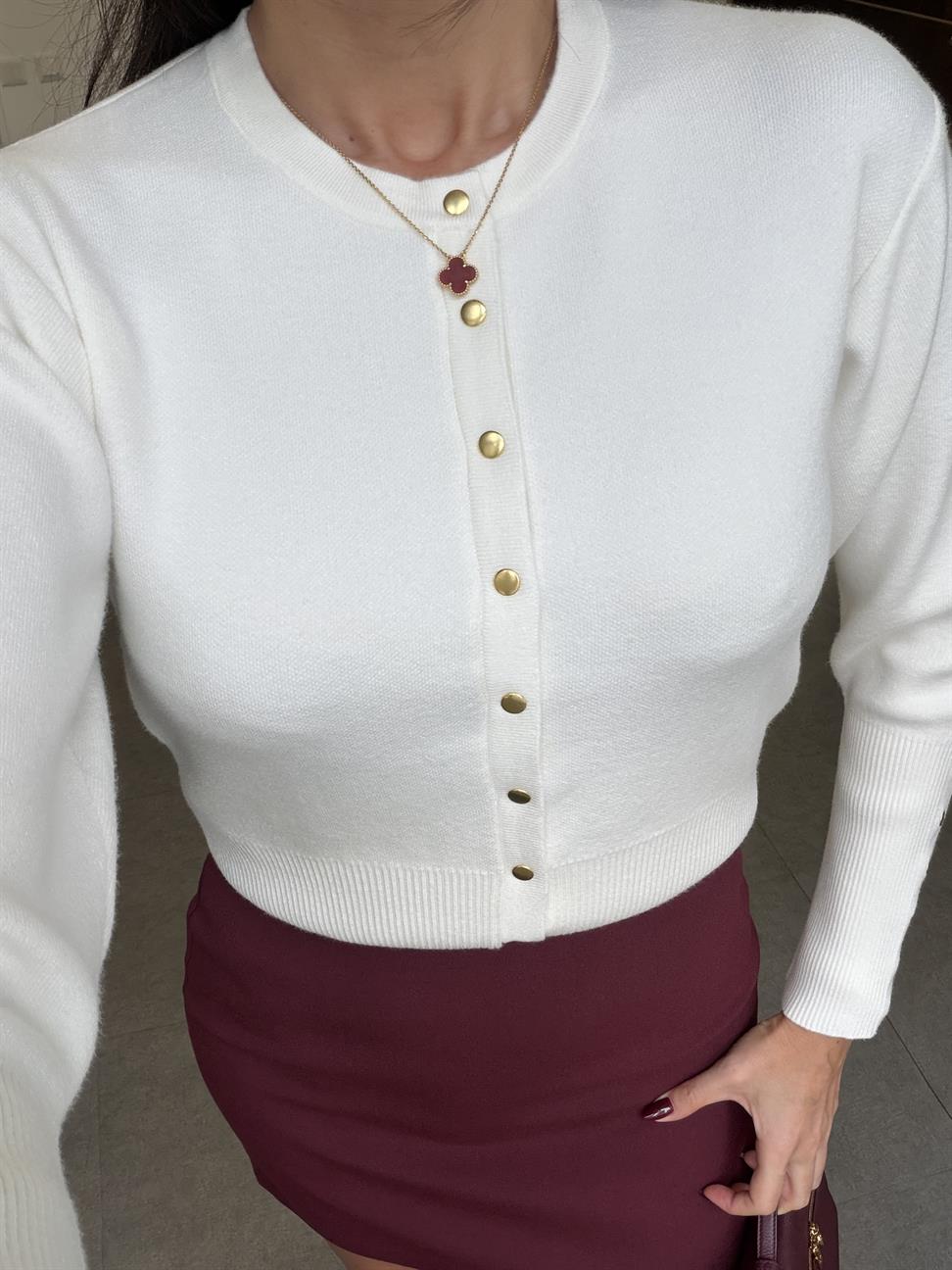 Ekru Çıtçıtlı Triko Hırka