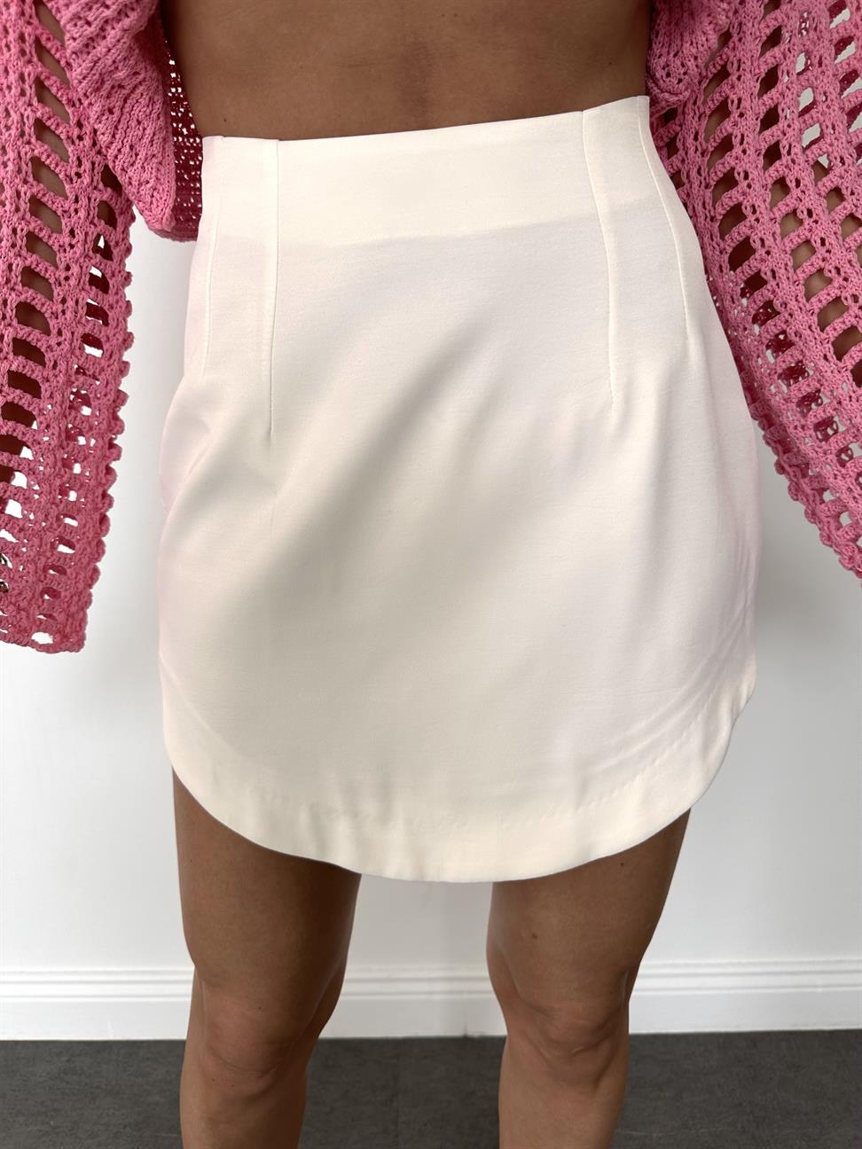 Ekru Flos Saten Etek